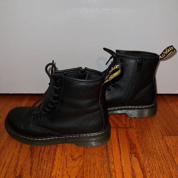 Dr. Martens Junior 1460 Softy T Leather Lace Up Boots Black Size Juniors 3 - Picture 2 of 7